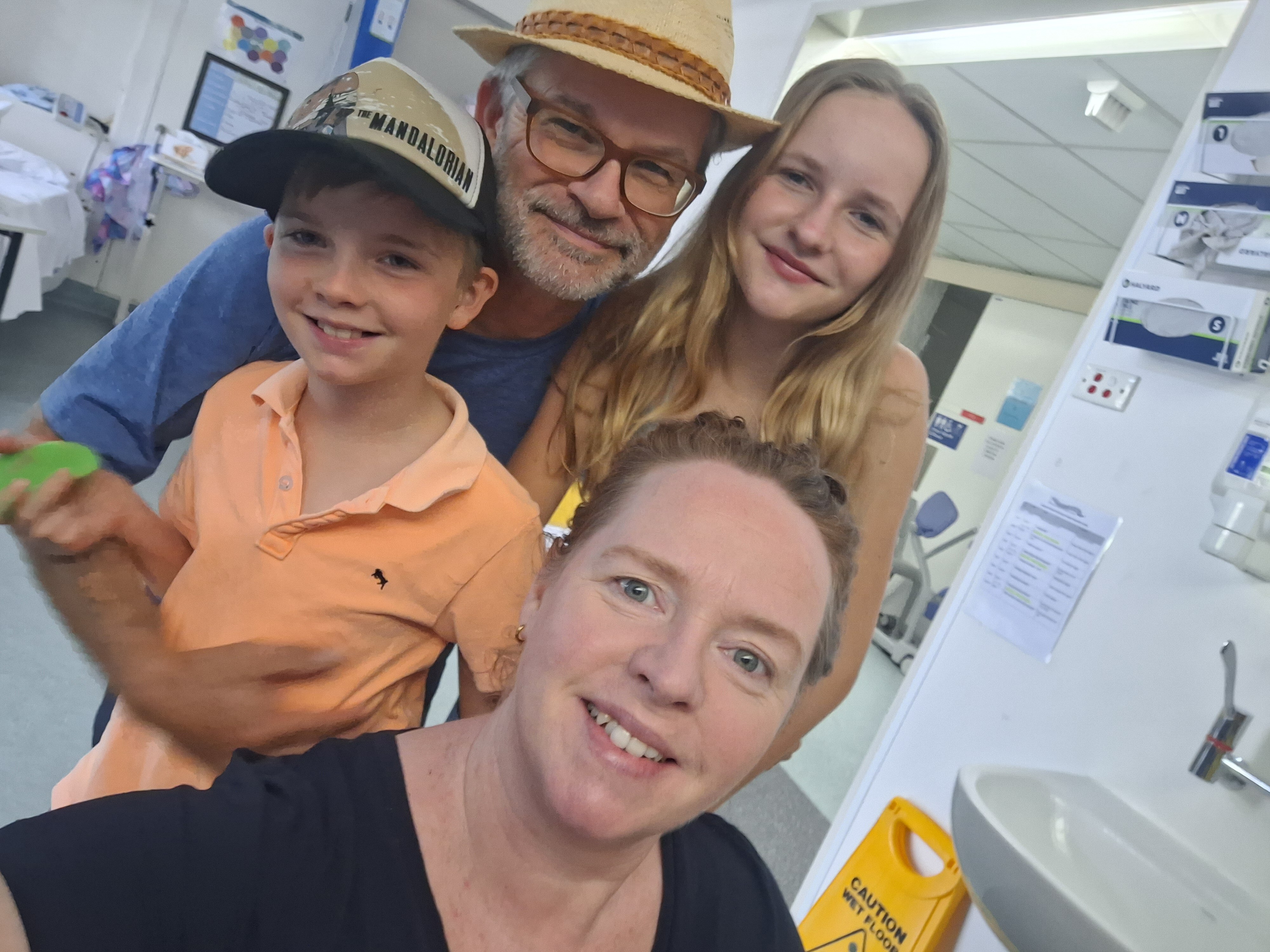 British emergency doctor, mystery woman come to aid of Noosa mum with