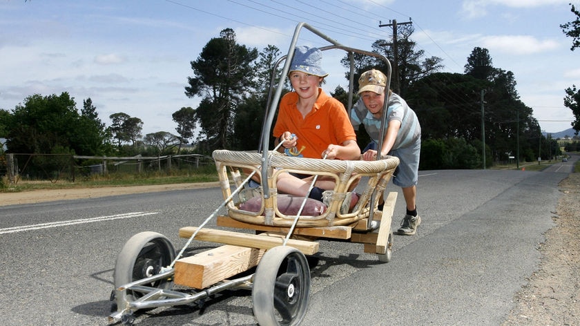 Gundaroo twin brothers Ben and Sam Fawcett with their billycart