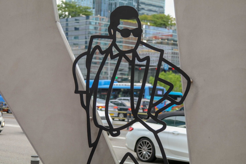 a sculpture representing the shape of K-pop star PSY