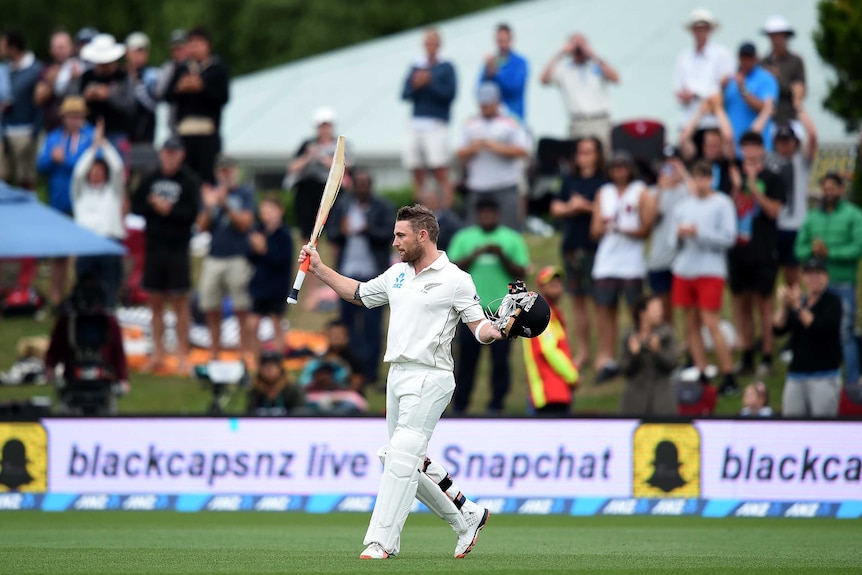 NZ captain Brendon McCullum leaves field after his final Test innings on day three in Christchurch.