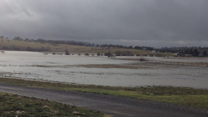 Wollondilly River in flood near Goulburn