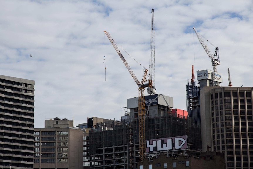 Construction cranes in Melbourne