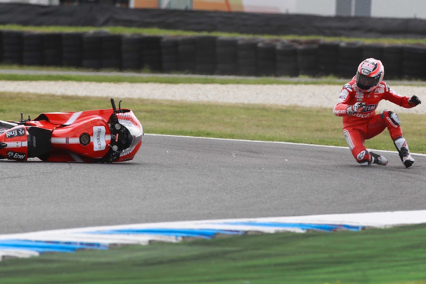 Nicky Hayden comes off his bike