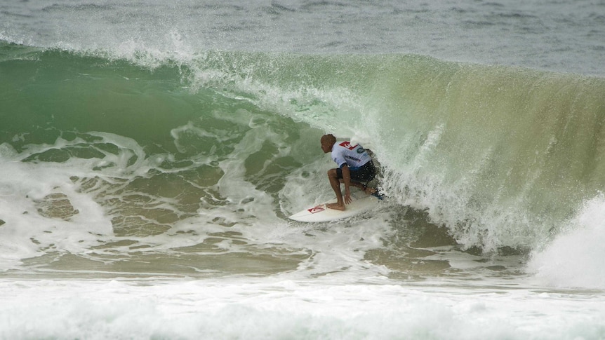 Kelly Slater wins the 2013 Quiksilver Pro