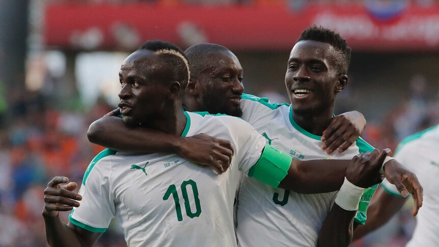 Sadio Mane celebrates goal for Senegal against Japan