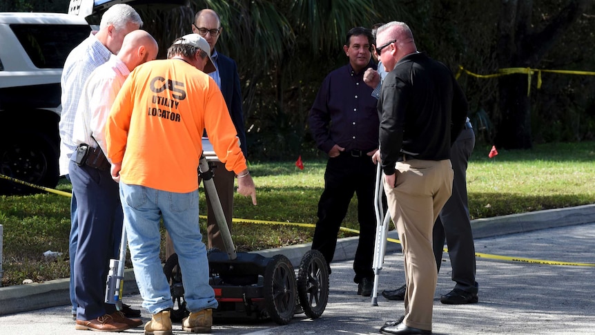 FBI look at a tunnel in Florida