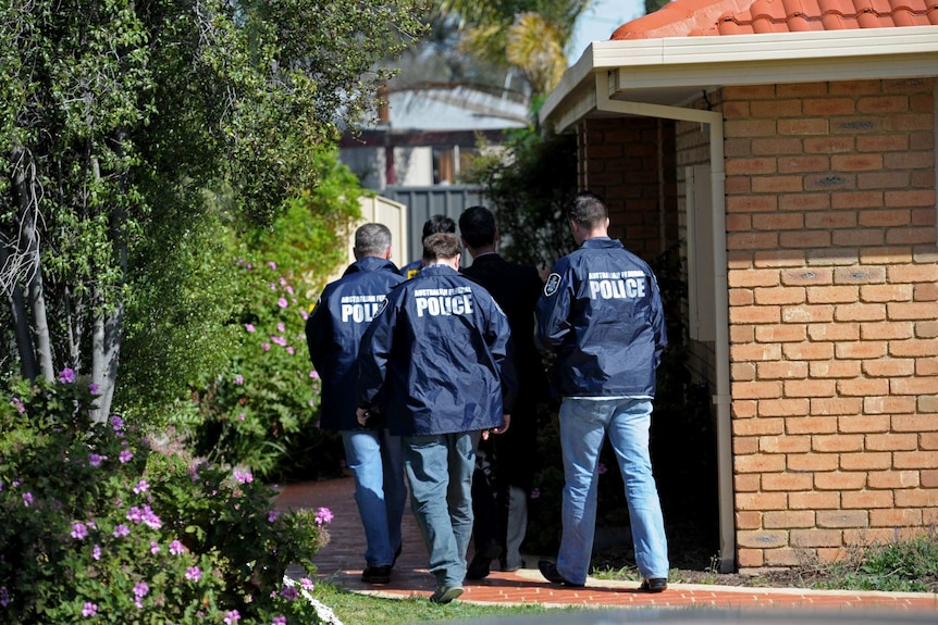 Federal police raid a house in Seabrook as part of anti-terrorism raids.