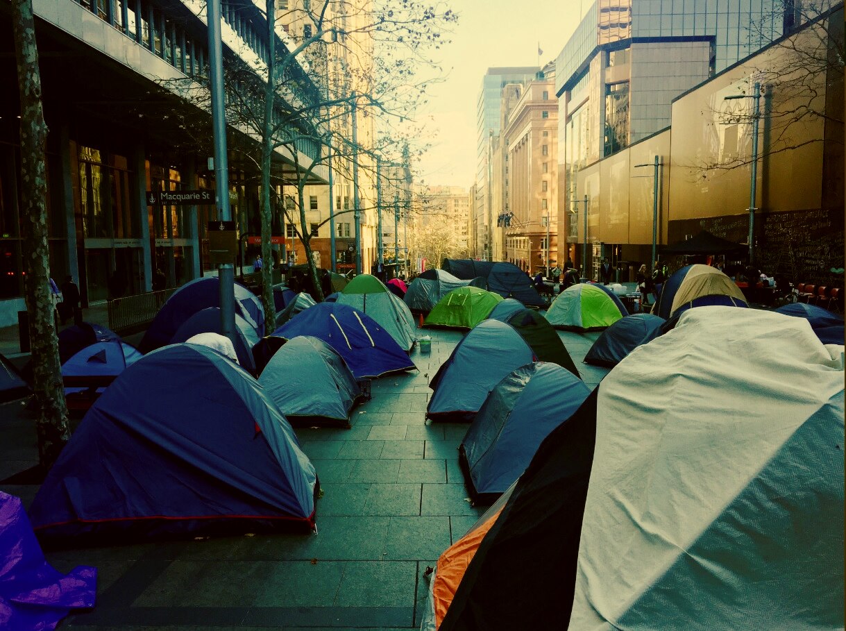 Sydney Tent City comes to end as Lord Mayor signs deal with homeless