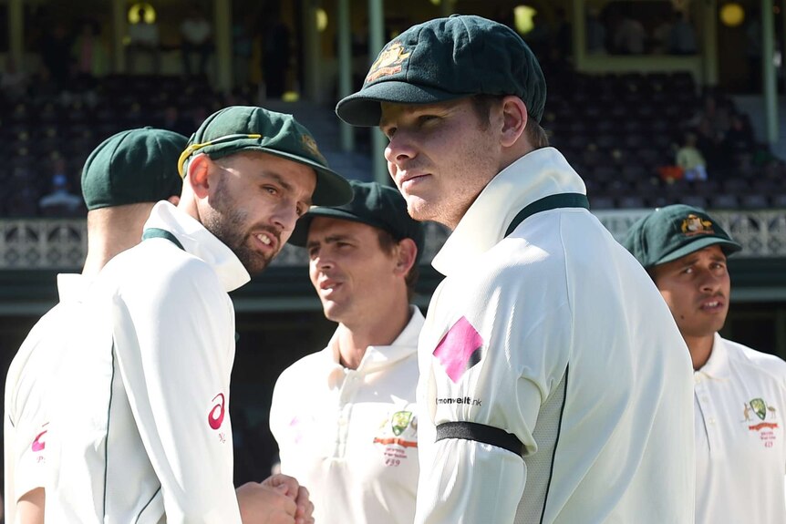 Smith joins Australian team-mates after the drawn third Test