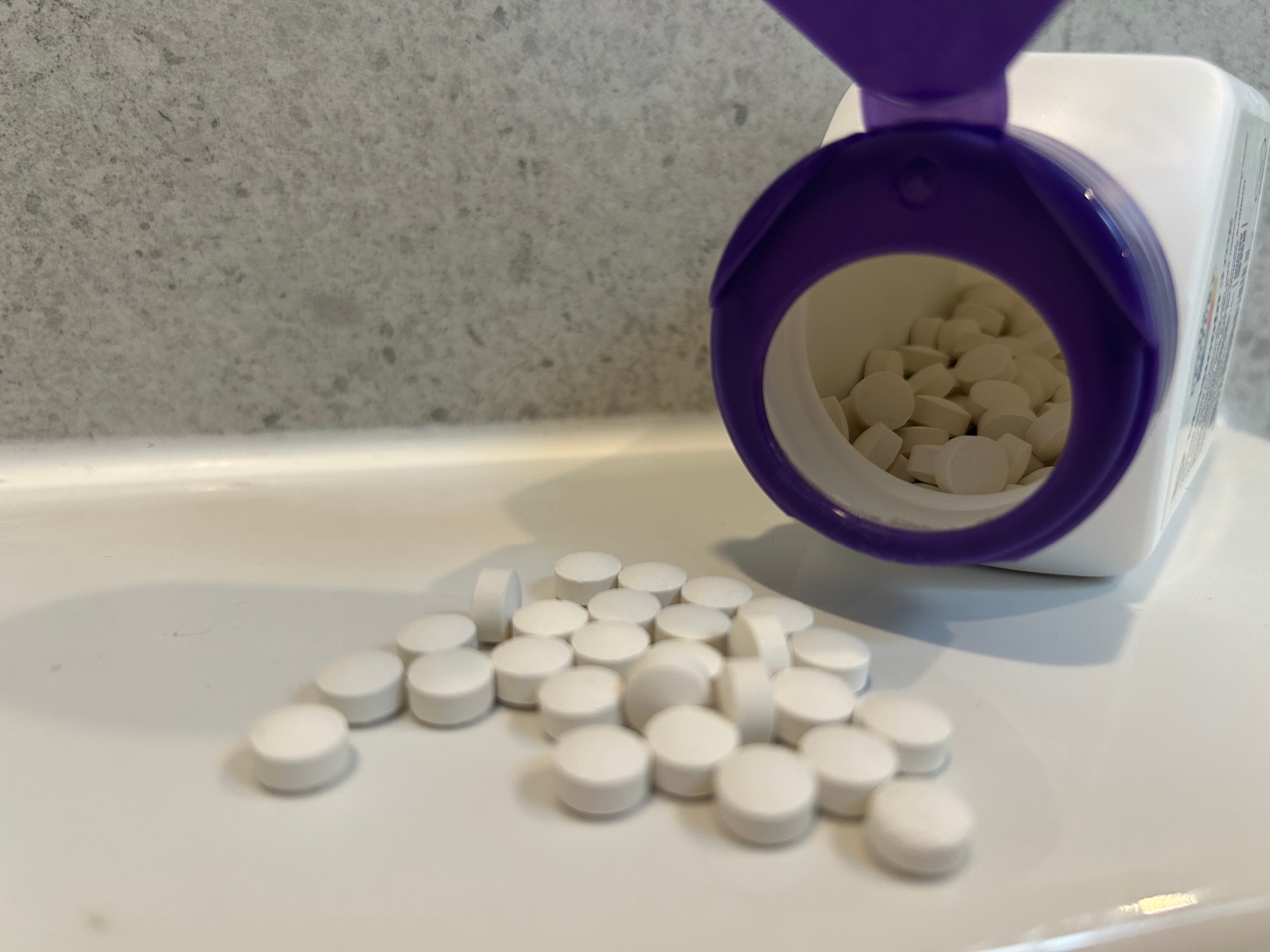 Thousands of melatonin bottles intercepted at border over safety concerns