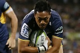 Christian Lealiifano scores a try against the WAratahs