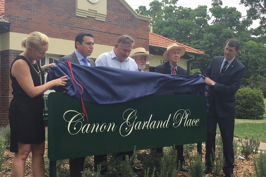 Canon Garland Place unveiled
