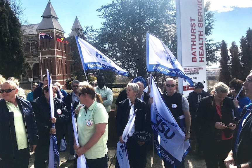Workers outside Bathurst hospital taking strike action