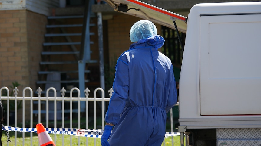 Forensic police at scene of Upper Mt Gravatt alleged murder on Wishart Road