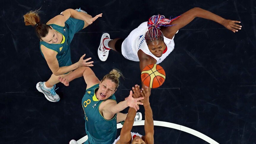 France and Australia play in basketball