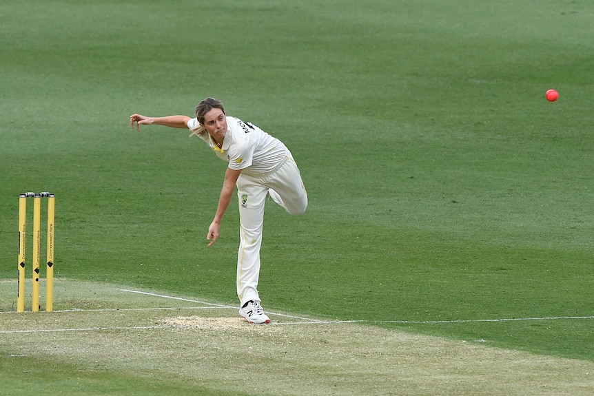 Sophie Molineux, pictured next to the stumps, bowls during a Test match