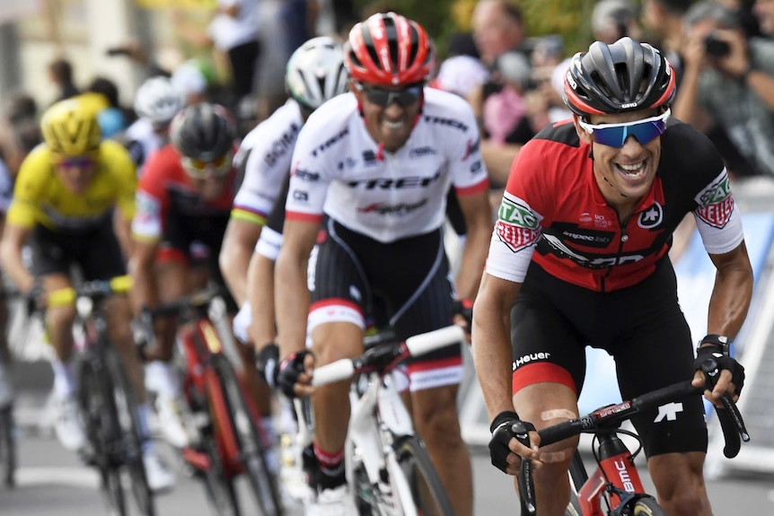 Richie Porte breaks away in Tour de France 2017 third stage