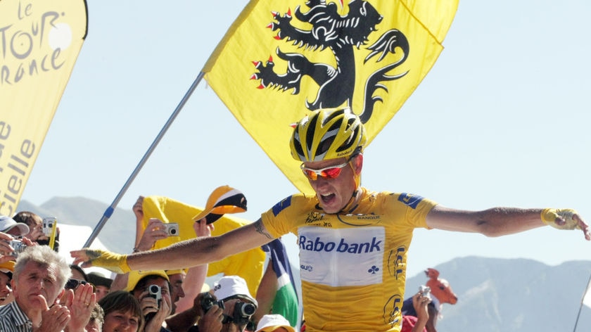 Denmark's Michael Rasmussen celebrates after winning stage 16 of the 2007 Tour de France.