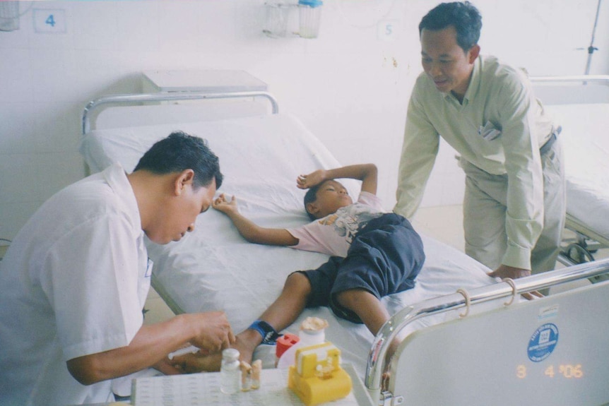 Sokmao receives treatment in hospital