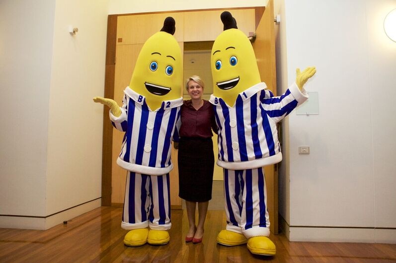 Tanya Plibersek photographs with Bananas in Pyjamas.