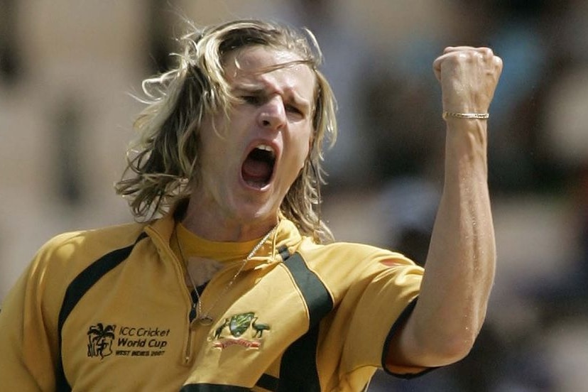 Nathan Bracken celebrates after dismissing Graeme Smith.