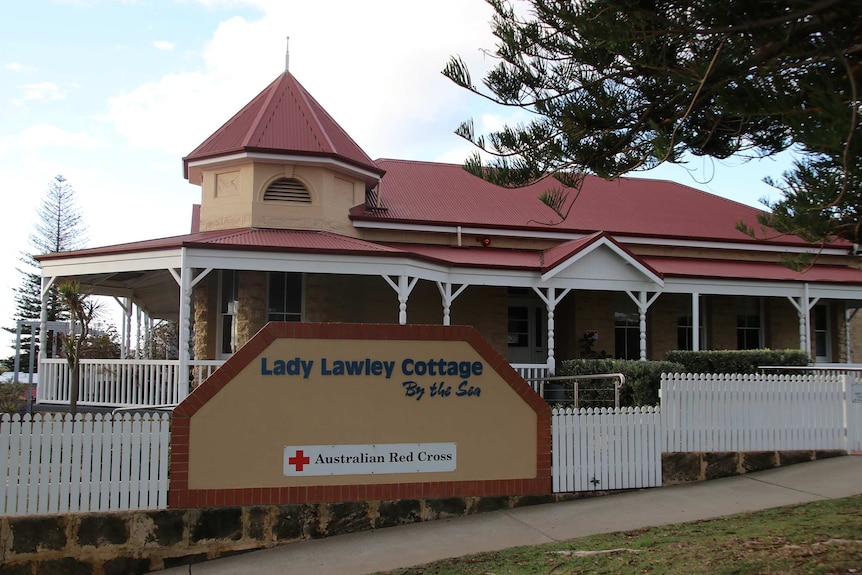 A wide shot of Lady Lawley Cottage in Cottesloe.