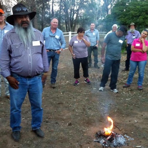 Vince Coulthard from Adnyamathanha people performs ceremony