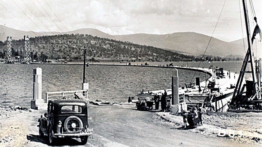 Hobart floating bridge