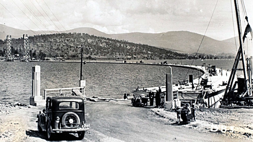 Hobart floating bridge