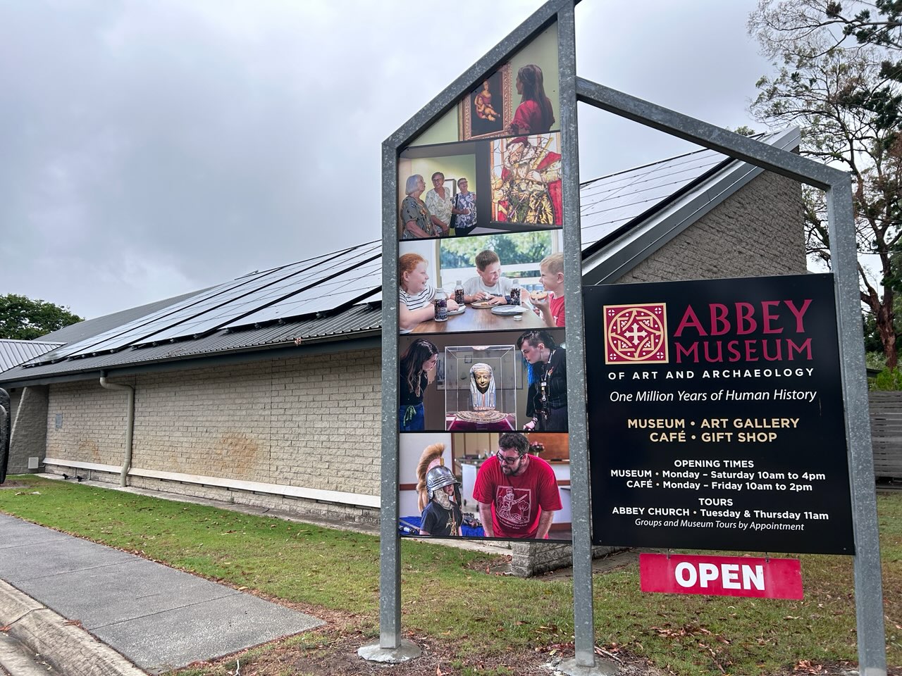 Uma exposição para um museu.