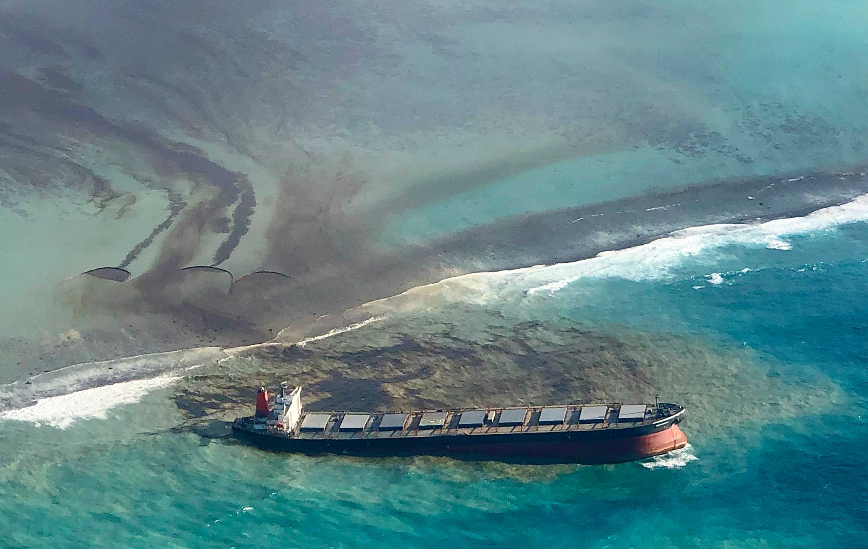 Japanese ship company behind oil spill that led to environmental disaster  in Mauritius caused by 'human error' - ABC News