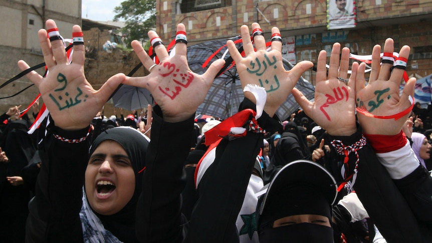 Women rally at an anti-government protest, demanding the ouster of Yemen's president Ali Abdullah Saleh in the southern city of Taiz September 30, 2011.