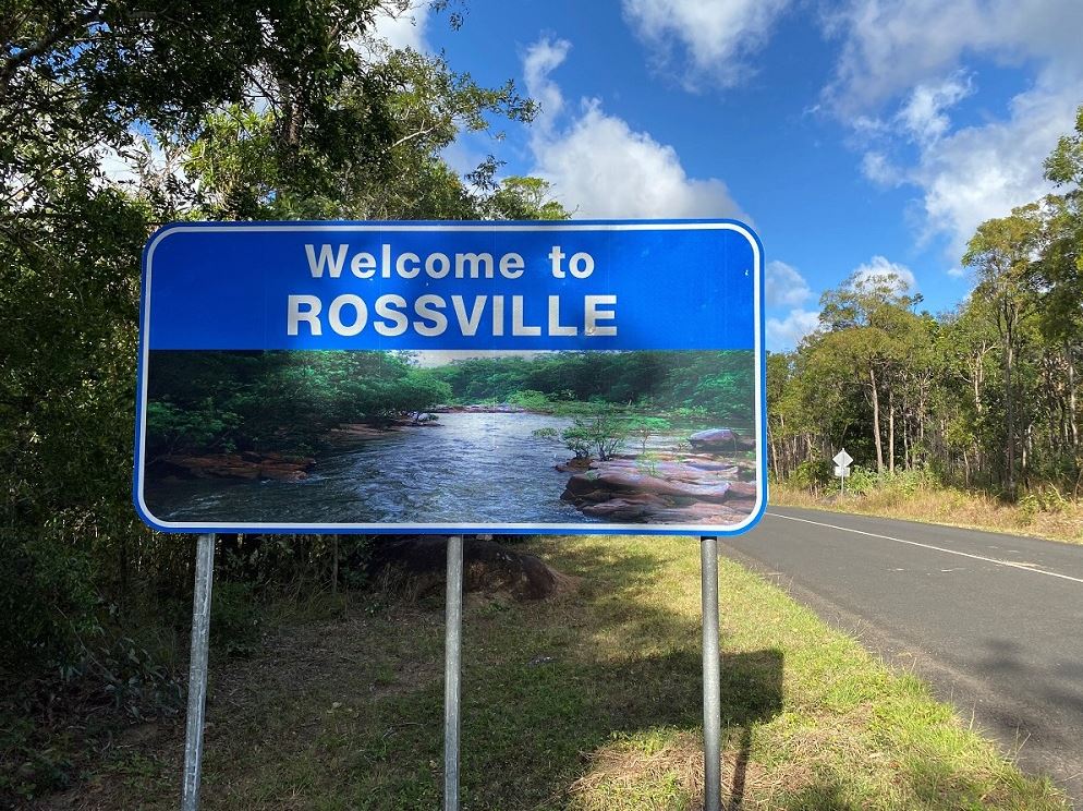 Police investigate deaths of man and child in remote Far North