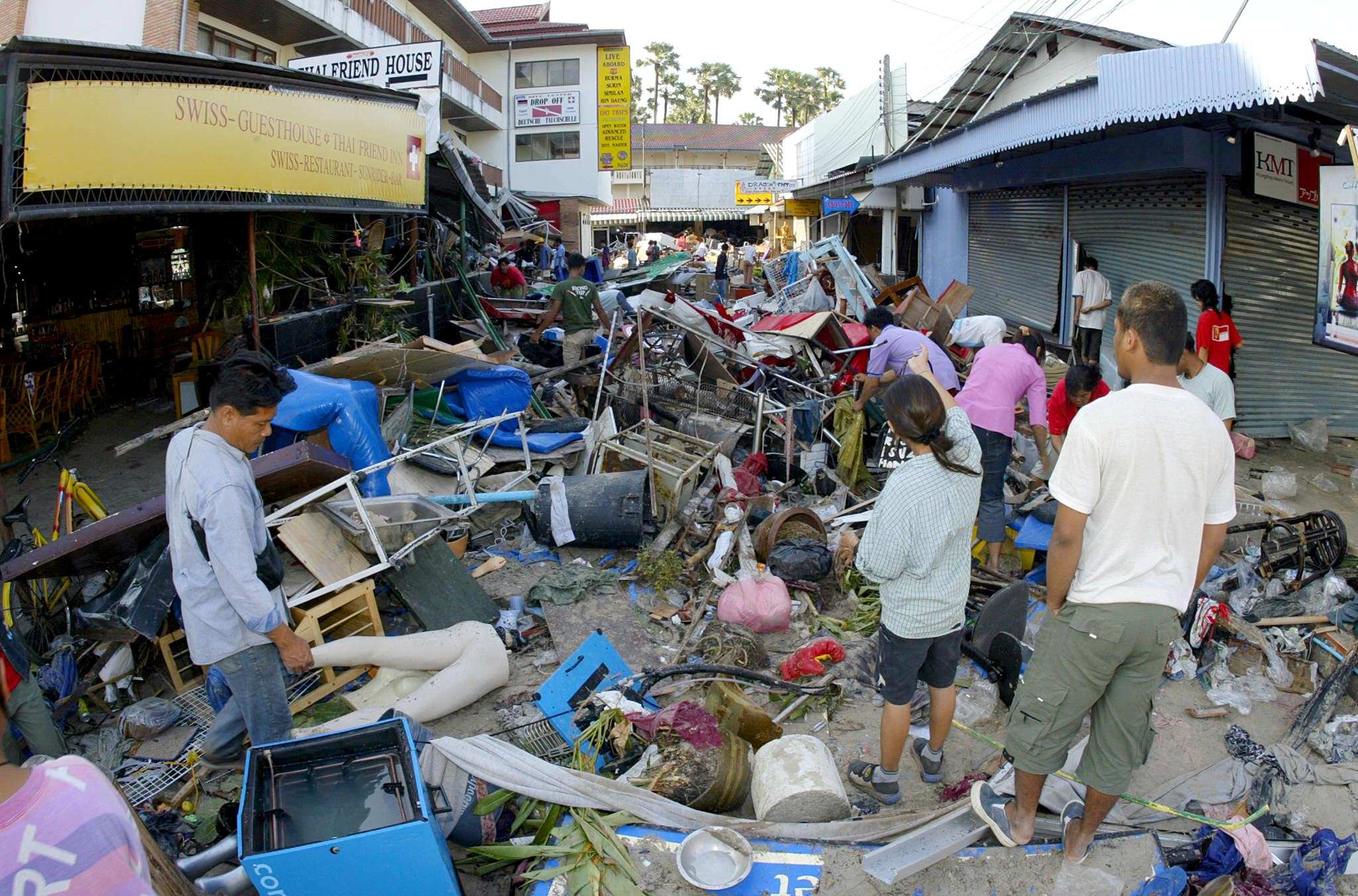 In pictures Boxing Day tsunami 10 years on ABC News