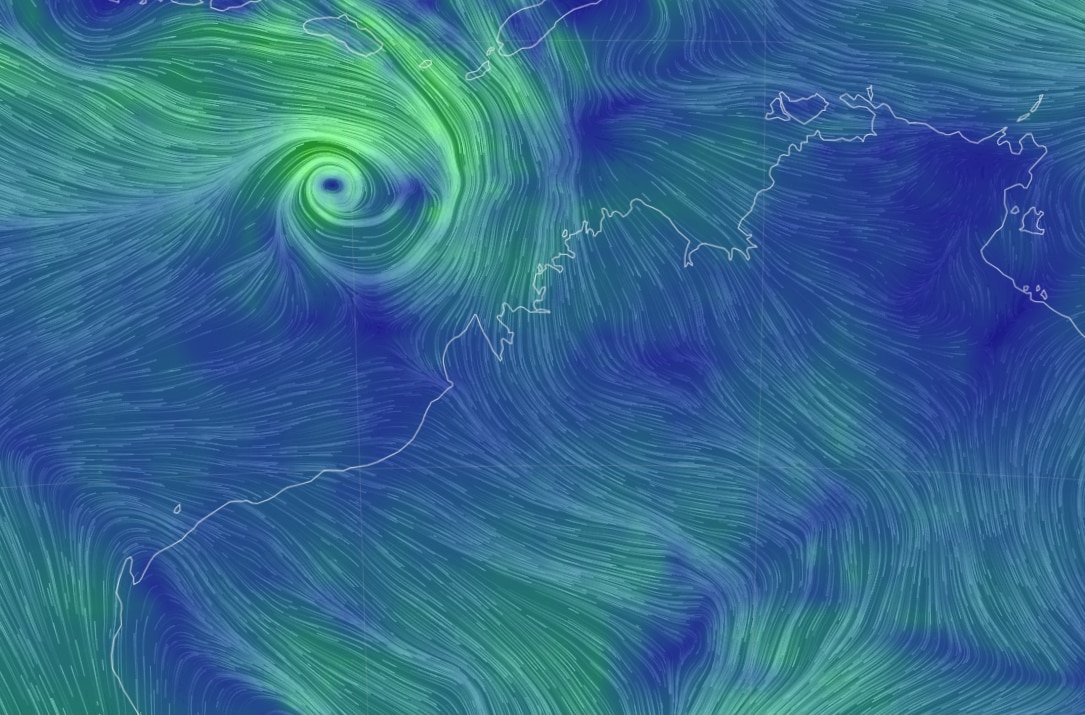 Tropical low likely to form into cyclone off WA's far northern coast