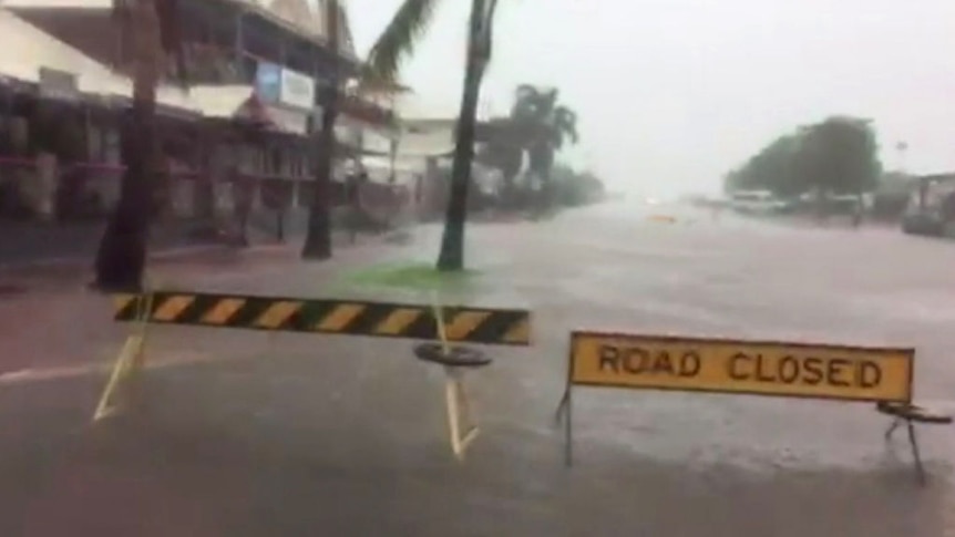 Broome swamped by record rainfall ahead of Cyclone Kelvin