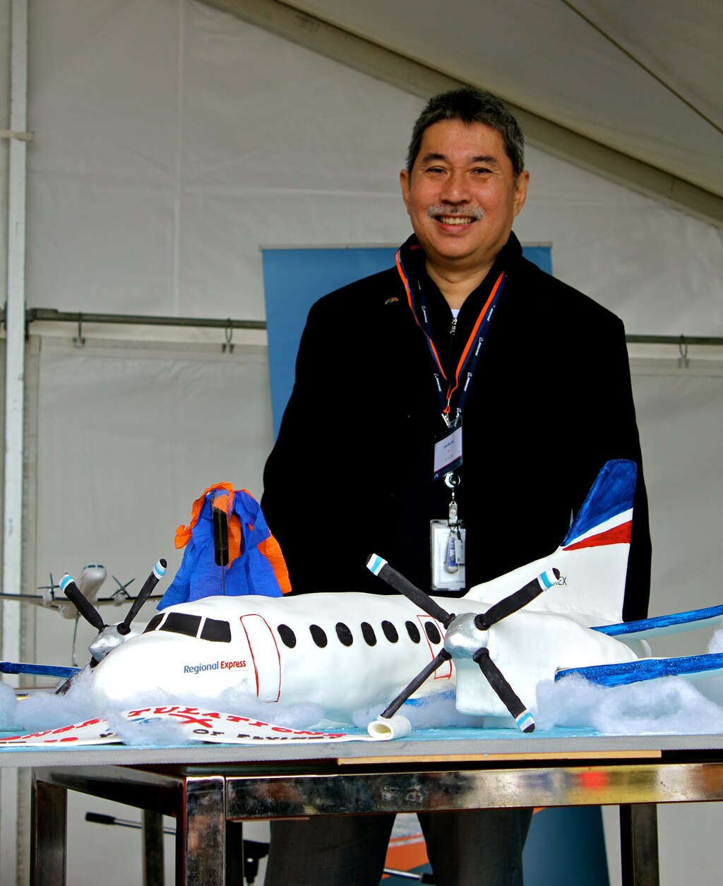 Rex Airlines boss 'sick and tired' as King Island airport fee saga