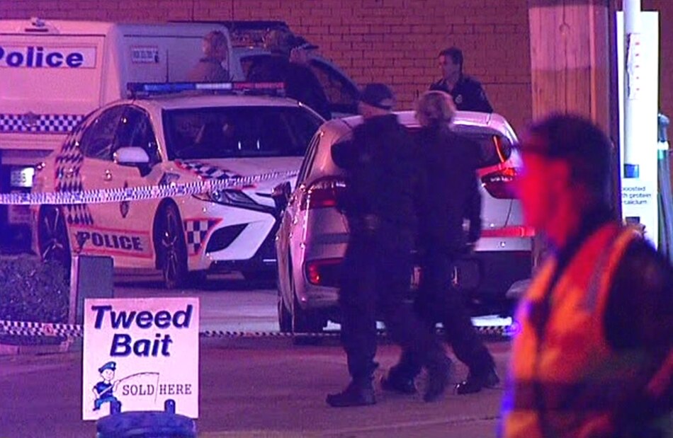 Video shows gunman taking Gold Coast petrol station attendant hostage