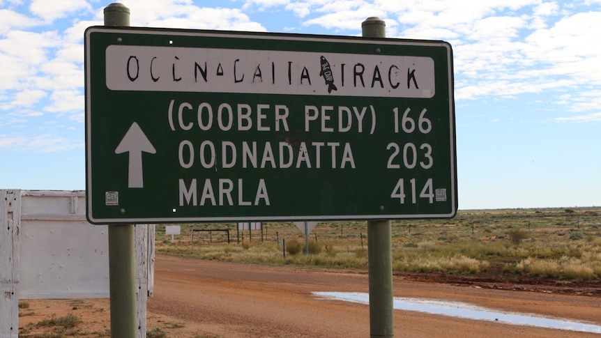 The Oodnadatta Track near William Creek