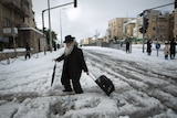 Snow cripples Jerusalem, Israel