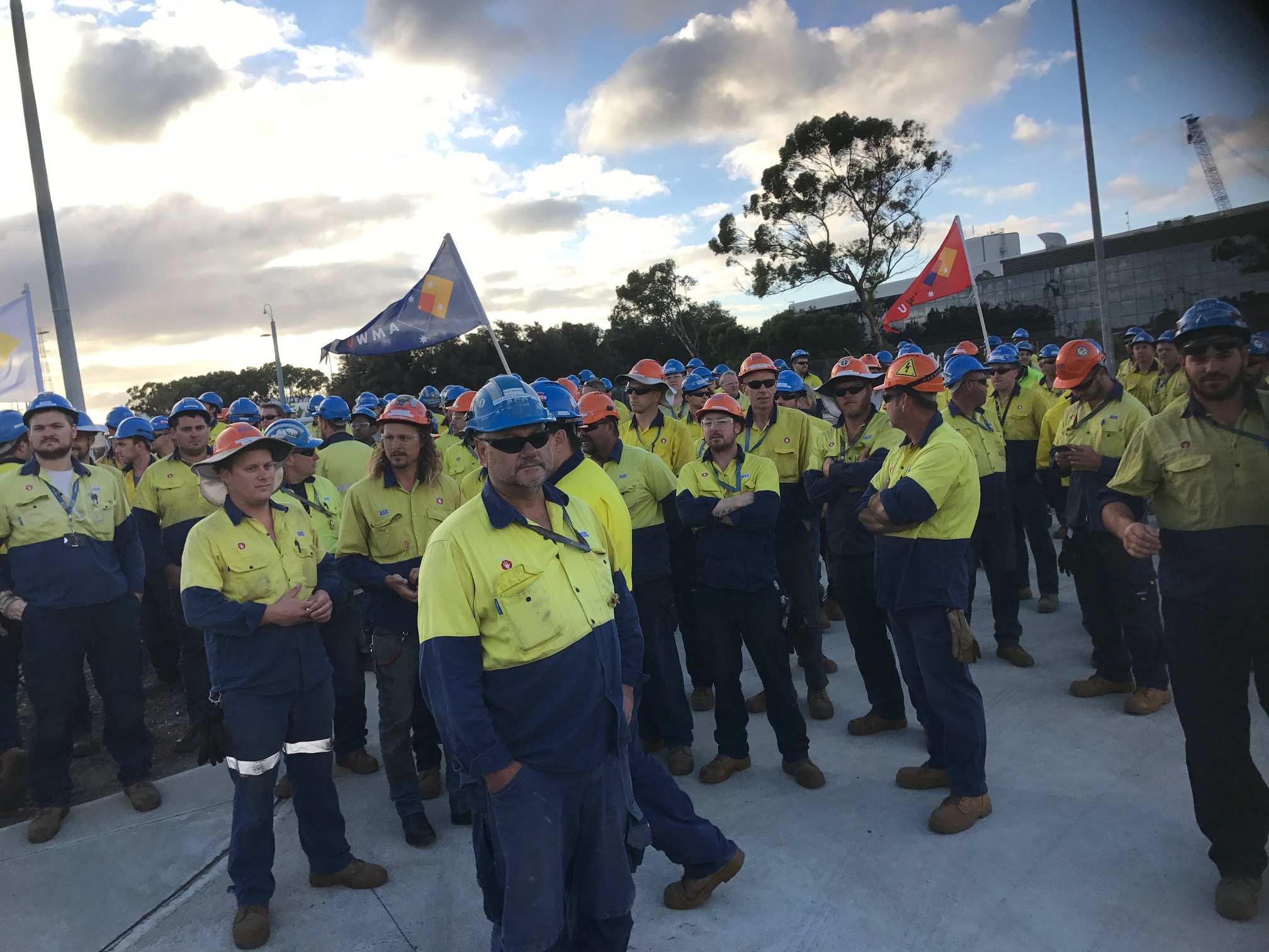 ASC submarine workers strike over Federal Government's enterprise ...