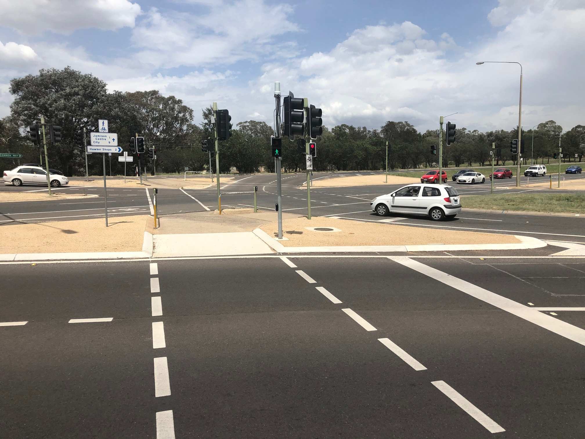 Man walking on Belconnen Way becomes first fatality on Canberra roads ...