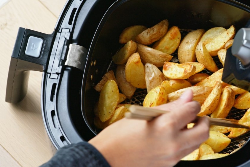 5 Surprising Effects of Cooking With an Air Fryer — Eat This Not That