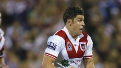 Trent Barrett makes a run for the Dragons