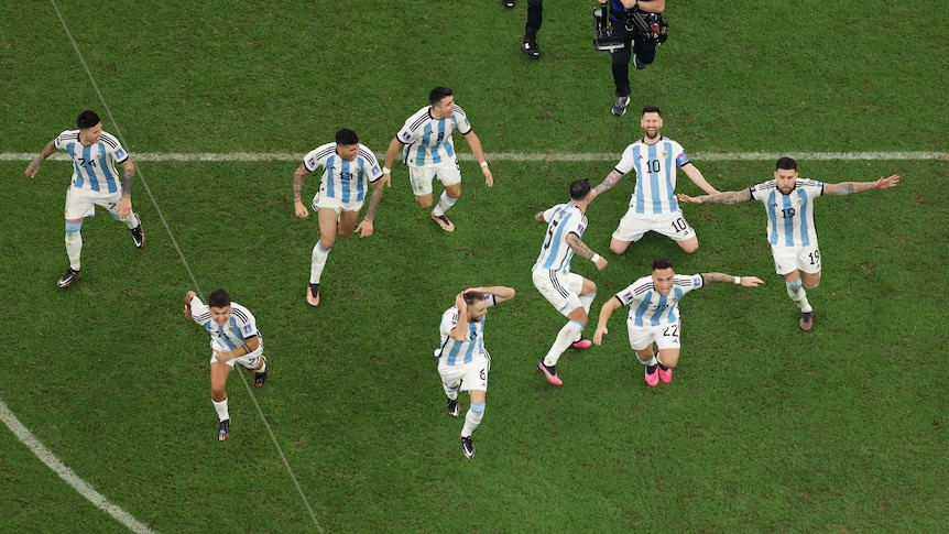 Les parallèles de Lionel Messi avec Diego Maradona et d’autres images qui définissent la finale de la Coupe du monde