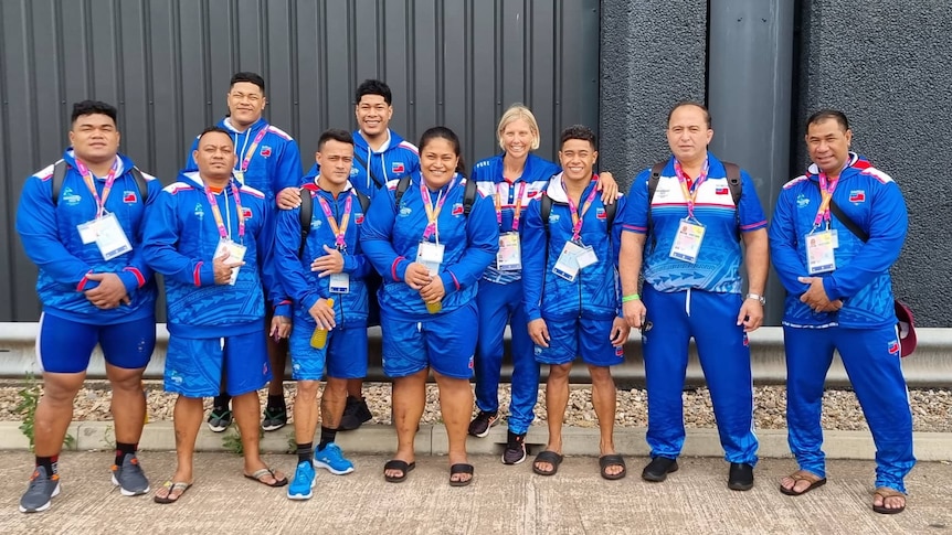B_Samoan Weightlifting team Comm games