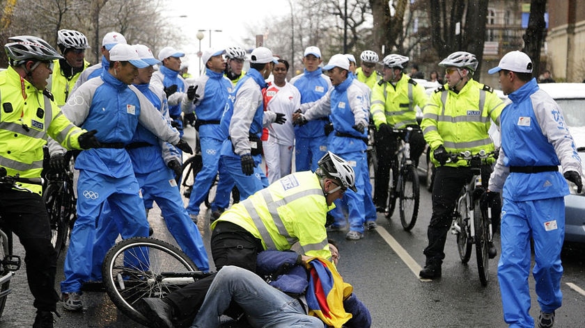 Protests hit London's Olympic torch relay
