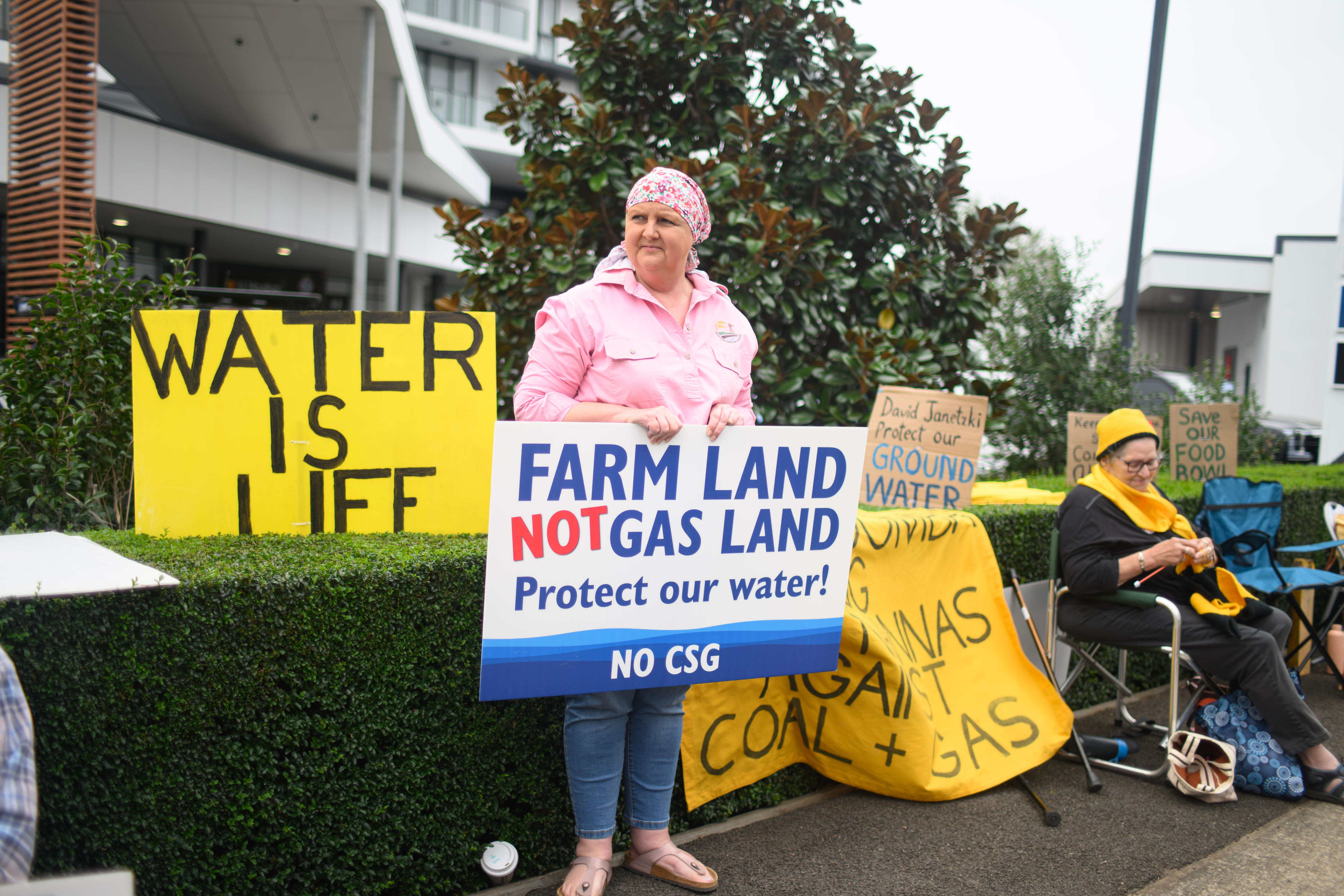 Farmers clash with government over new water basin laws