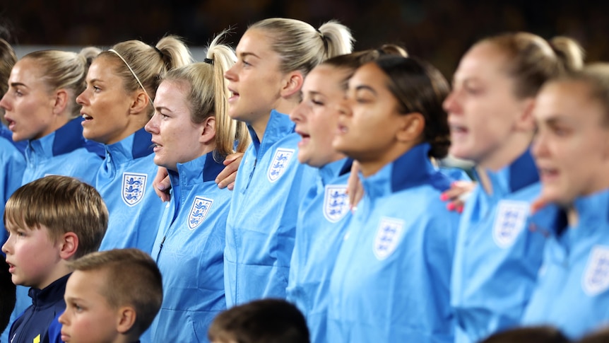 England players sing the national anthem
