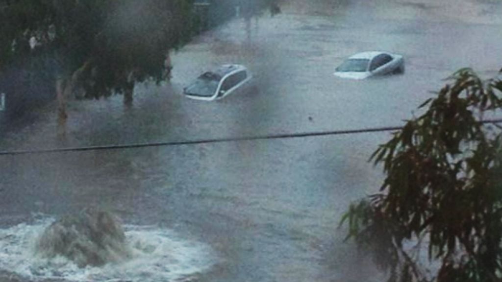 Severe storms pummel south-east Qld - ABC News